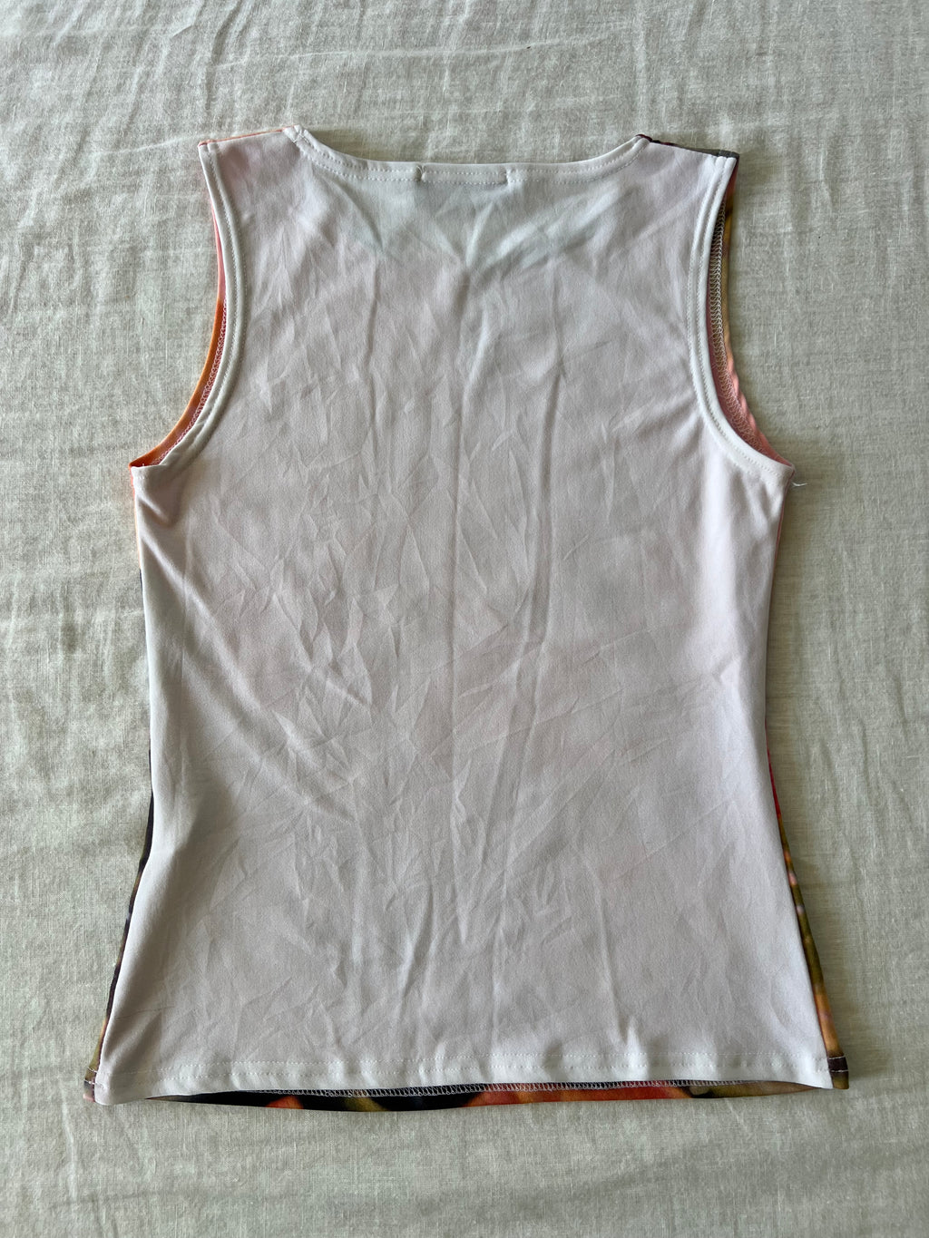Y2K Euro Hawaiian Graphic Tank