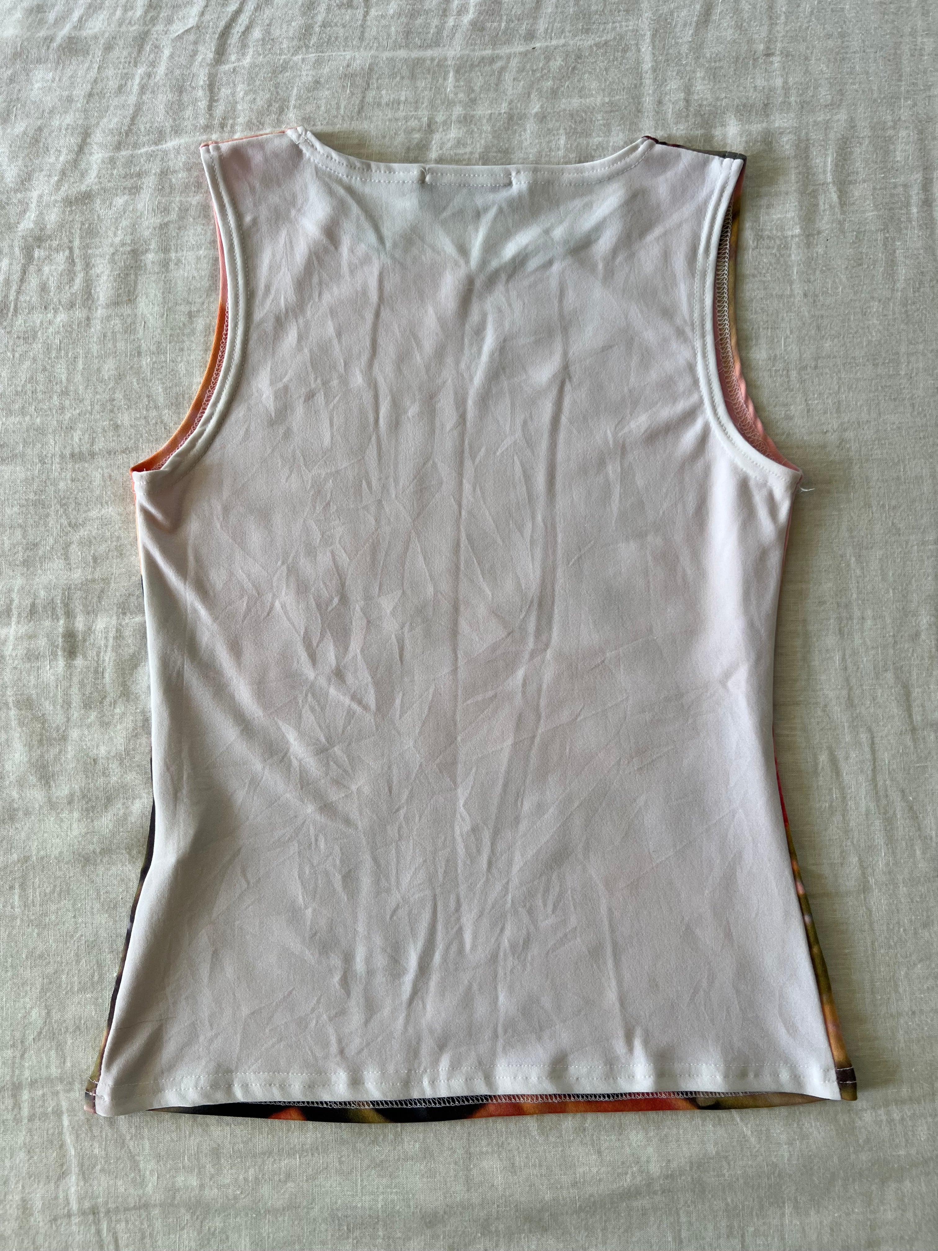 Y2K Euro Hawaiian Graphic Tank